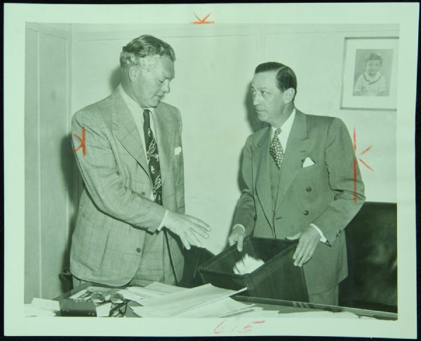 1951 Curly Lambeau & Ray Bennisgsen Original 10x8 Photo