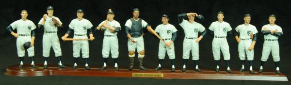 1961 New York Yankees Danbury Mint Statue Display