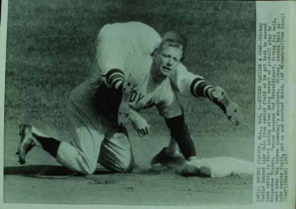 New York Yankees Original Wire Photos (7) with Mickey Mantle, Casey Stengel