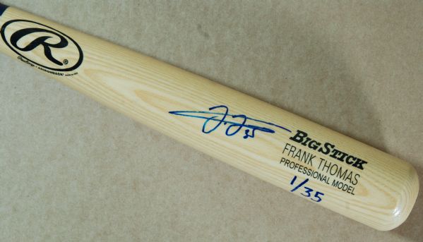 Frank Thomas Signed Rawlings Bat  (PSA/DNA)