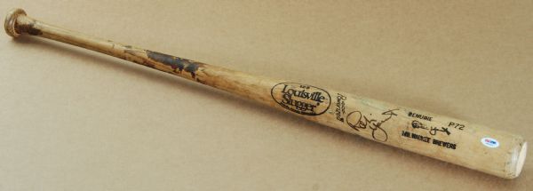 Robin Yount 1991-93 Game-Used Signed Louisville Slugger Bat (Graded MEARS A8) (PSA/DNA)