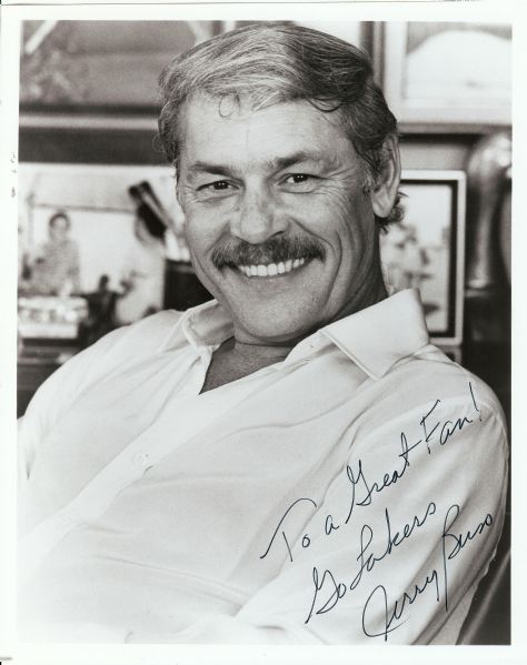 Jerry Buss Signed 8x10 Photo Inscribed To A Great Fan! Go Lakers (PSA/DNA)