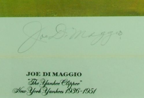 Joe DiMaggio Signed Yankee Clipper Sports Illustrated Living Legends Lithograph (912/1500) (PSA/DNA)