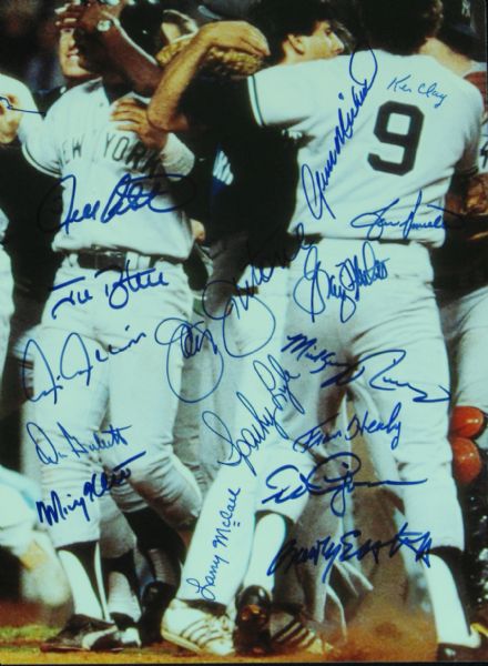 1978 New York Yankees World Champions Team-Signed 16x20 Photo (31)