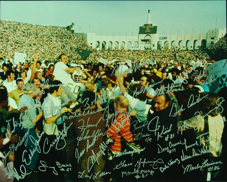 1972 Miami Dolphins Team-Signed 16x20 Photo (33) (PSA/DNA)