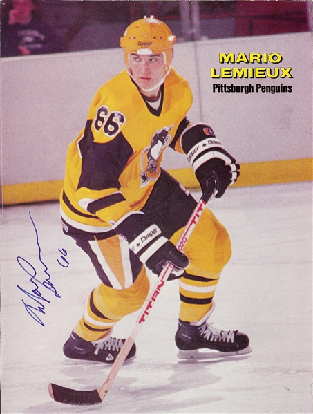 Mario Lemieux Signed 8x11 Magazine Photo (PSA/DNA) 