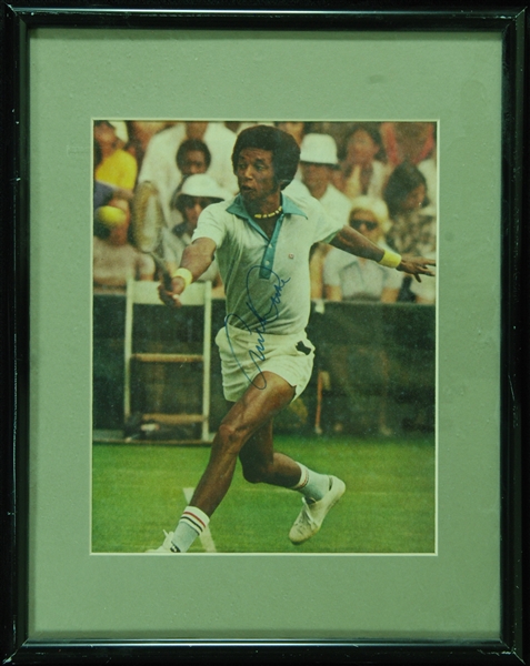 Arthur Ashe Signed Magazine Photo (PSA/DNA) 