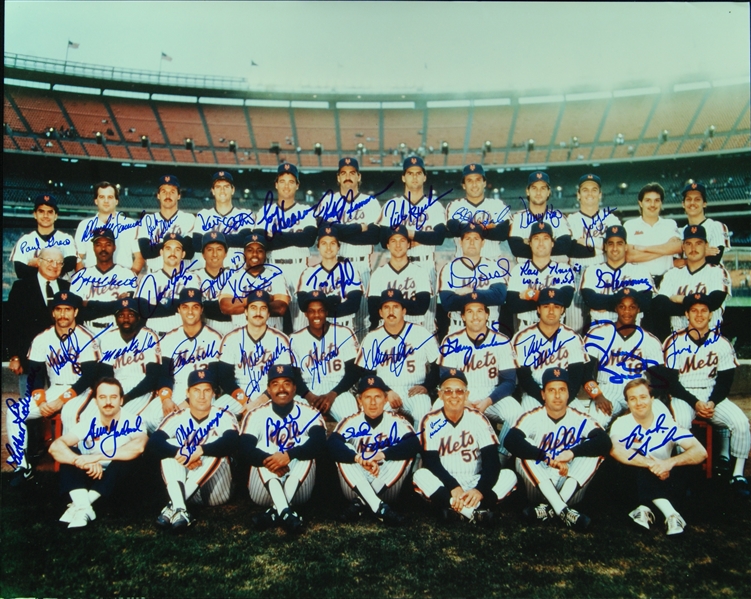 1986 New York Mets Team-Signed 16x20 Photo (36)