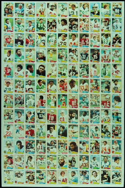 1982 Topps Football Uncut Sheets Hoard (25)