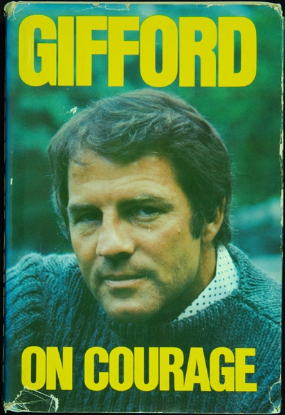 Frank Gifford Signed Gifford On Courage Book (PSA/DNA)