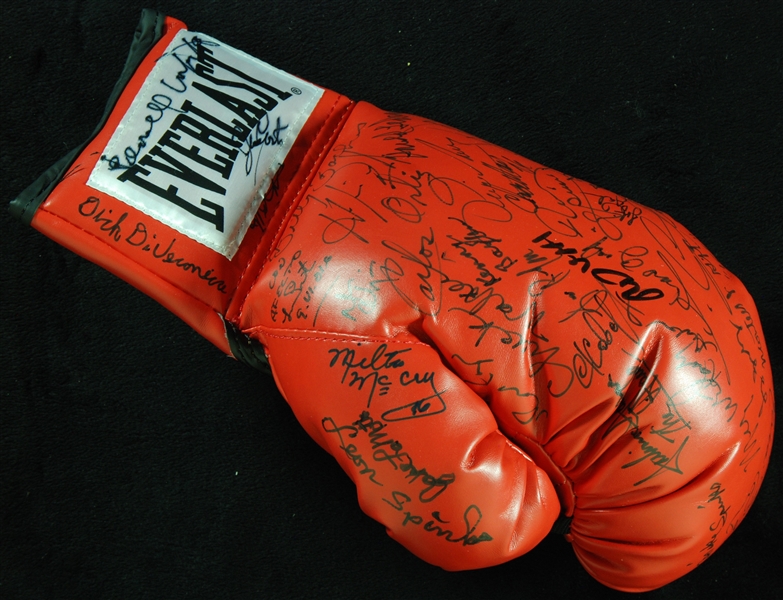 Boxing HOFers & Stars Signed Boxing Glove (40) (PSA/DNA)