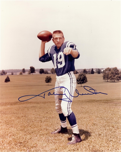 Johnny Unitas Signed 8x10 Photo (PSA/DNA)