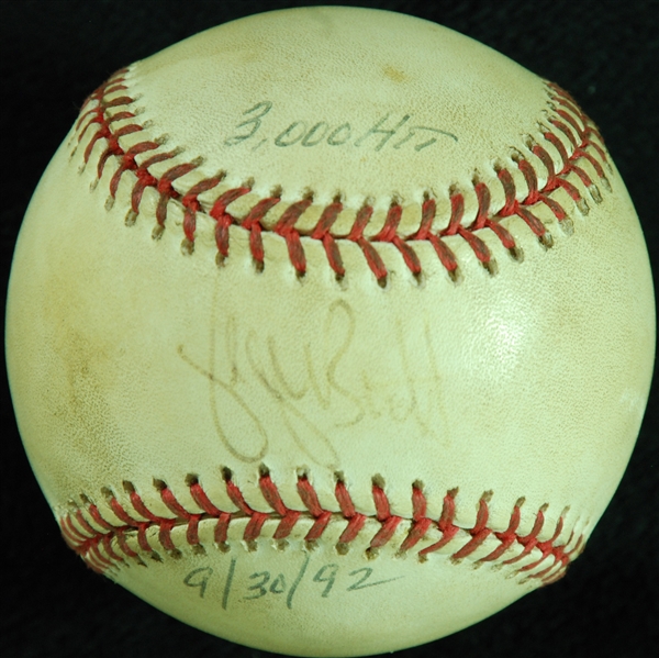 George Brett Single-Signed OAL Baseball from 3,000 Hit Game 9/30/92 (PSA/DNA)