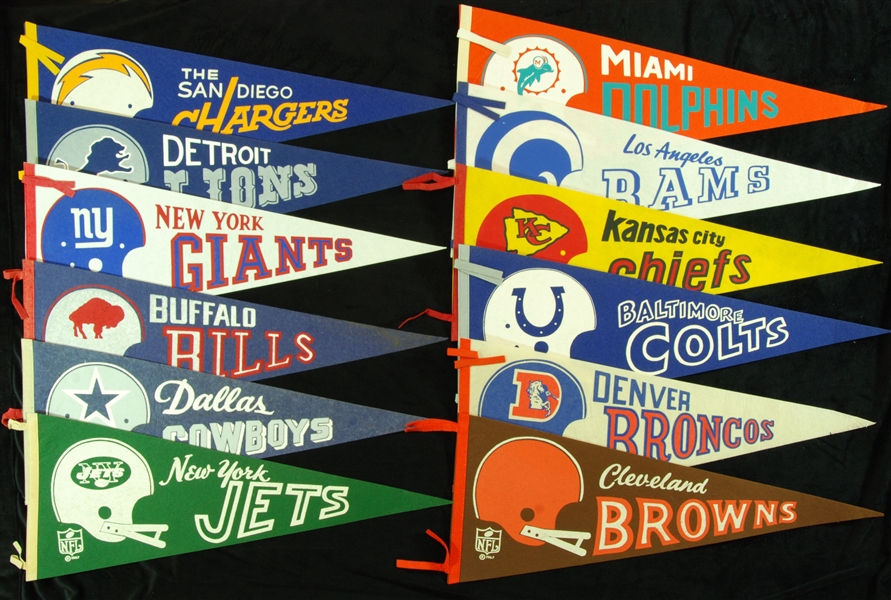 1967 NFL Full-Size Felt Pennants Group (12)