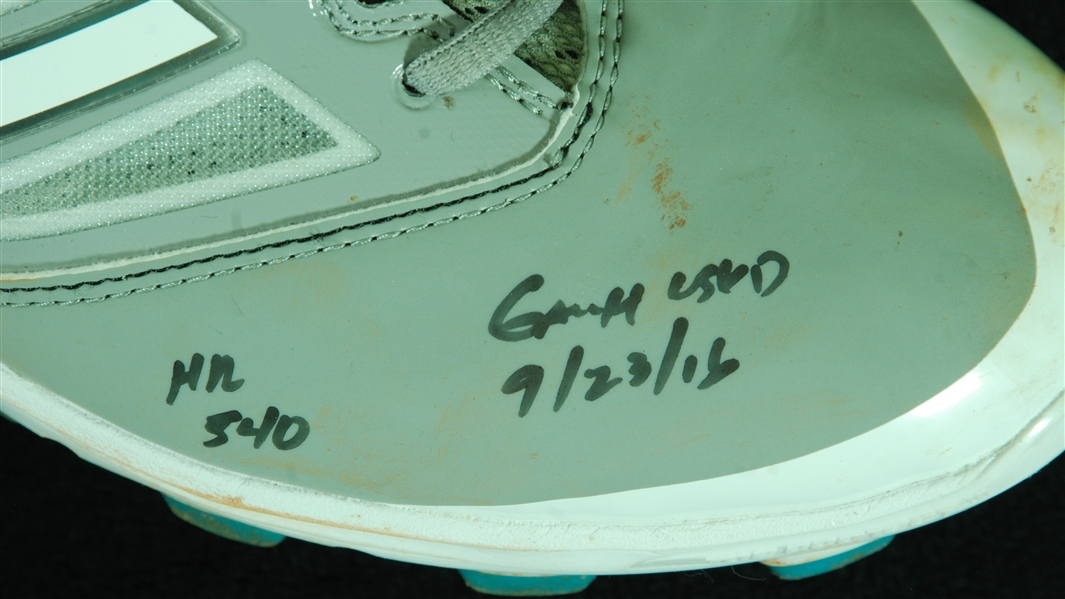 David Ortiz 2016 Game-Used, Signed Baseball Cleats Inscribed Game Used 9/23/16, HR 540 (Fanatics)