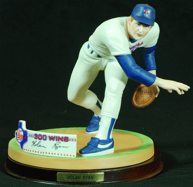 Nolan Ryan 300 Wins Sports Impressions Figurine