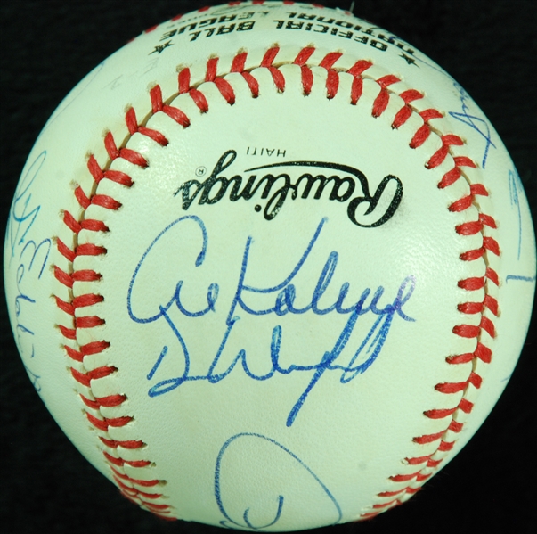 3000 Hit Club Multi-Signed ONL Baseball (12) with Aaron, Mays (BAS)