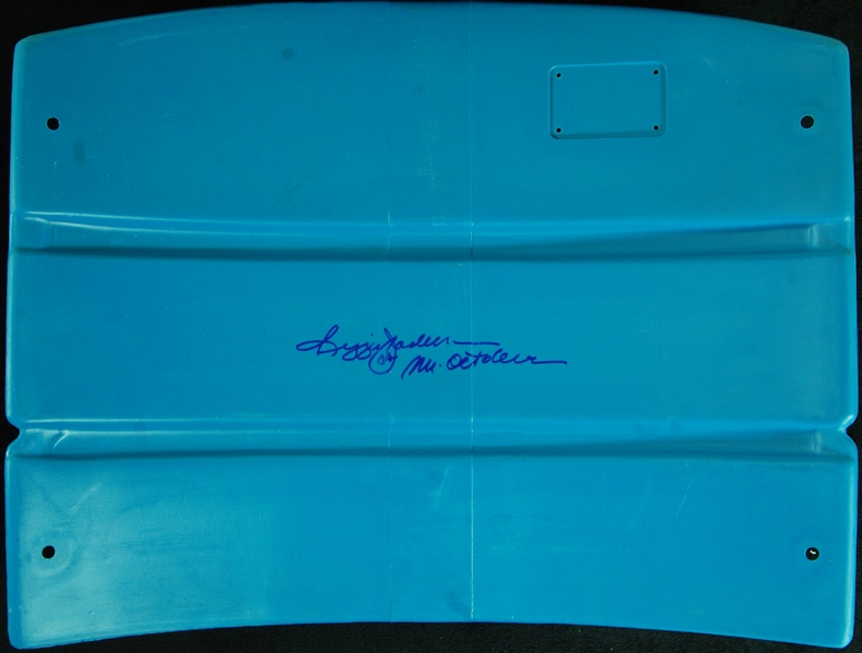 Reggie Jackson Signed Yankee Stadium Seatback (Steiner) (MLB)