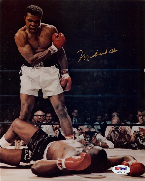 Muhammad Ali Signed 8x10 Photo (PSA/DNA)