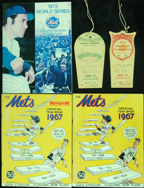 Mets Yearbook, Press Pass Group with 1973 World Series (5)