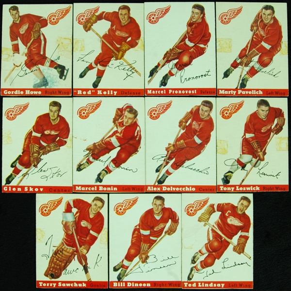 1954-55 Topps Hockey Group With Gordie Howe (11)