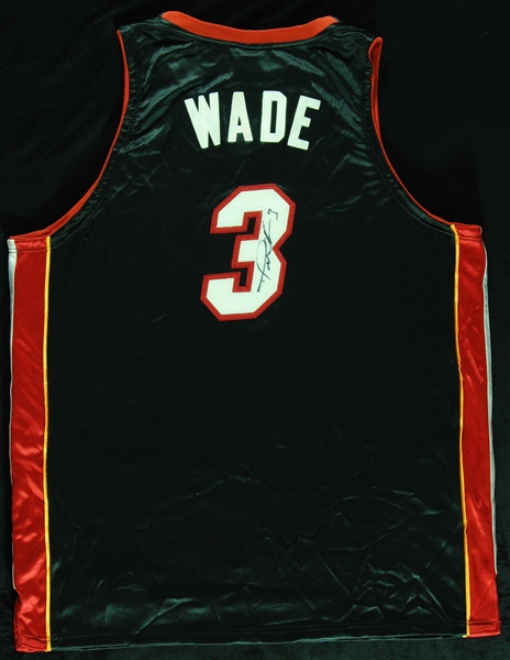 Dwyane Wade Signed Heat Jersey (BAS)