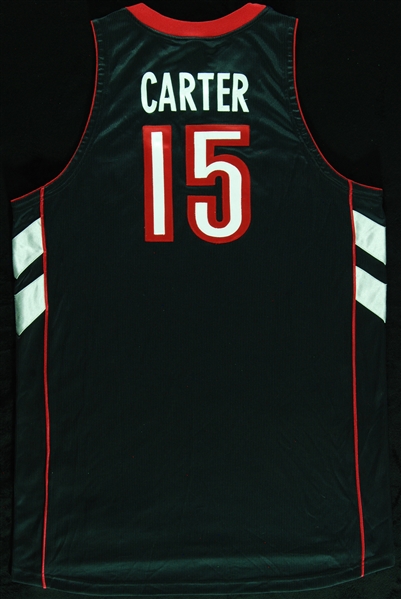 Vince Carter Signed Toronto Raptors Jersey (Mounted Memories) (BAS)