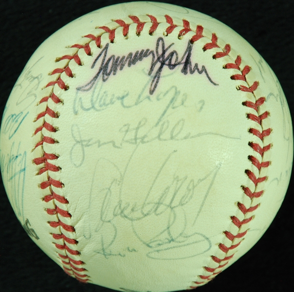 1977 Los Angeles Dodgers Team-Signed Baseball (20) (JSA)