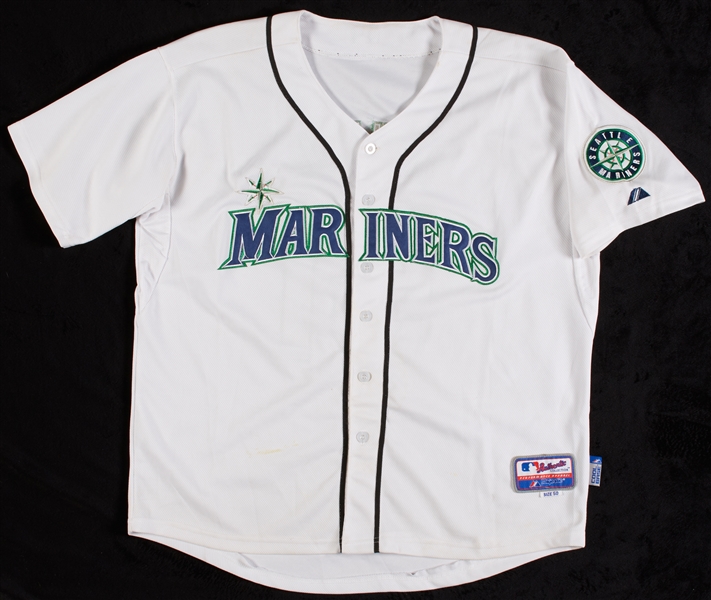 Ichiro Suzuki Signed Mariners Jersey (JSA)