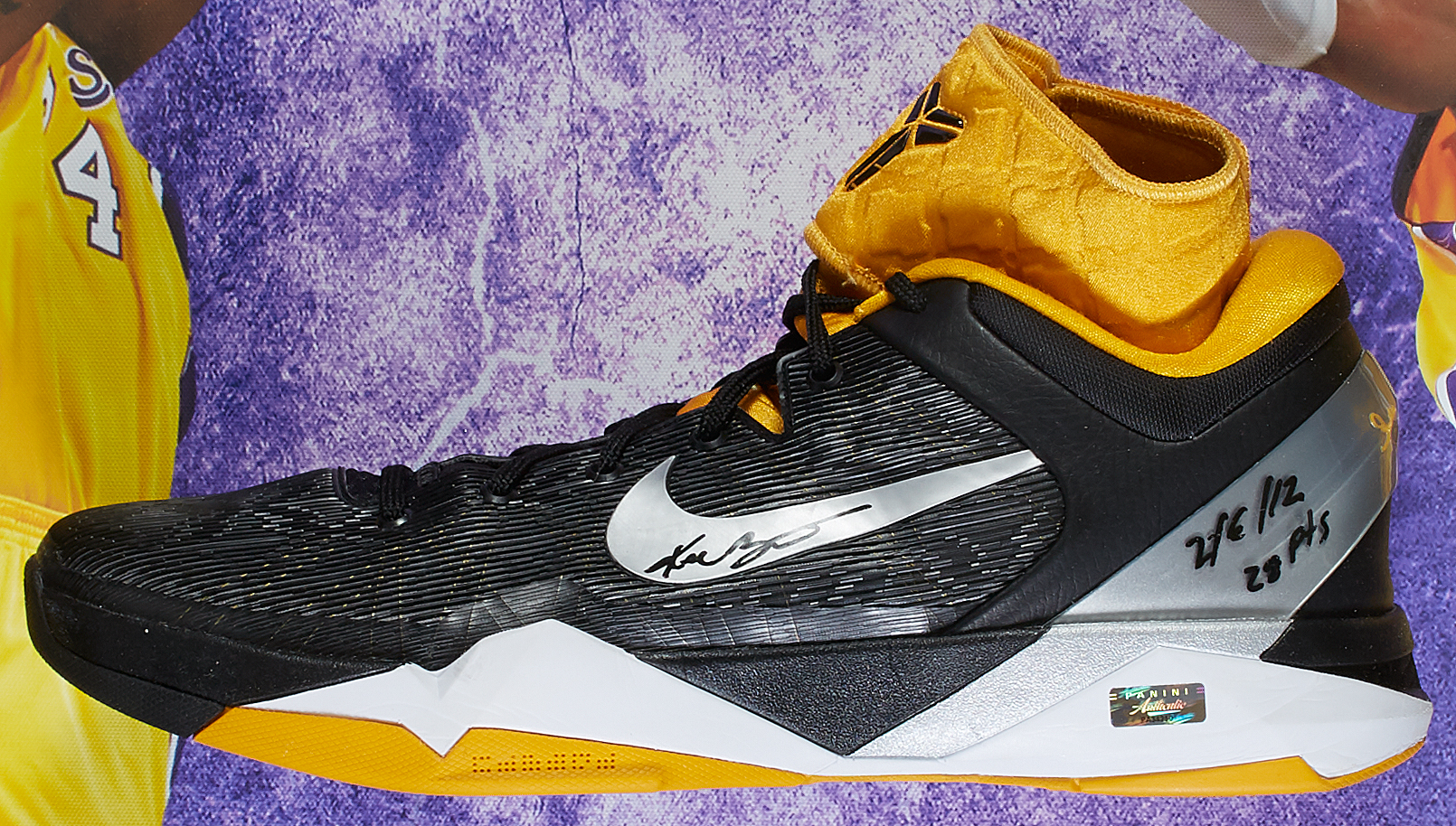 kobe used shoes