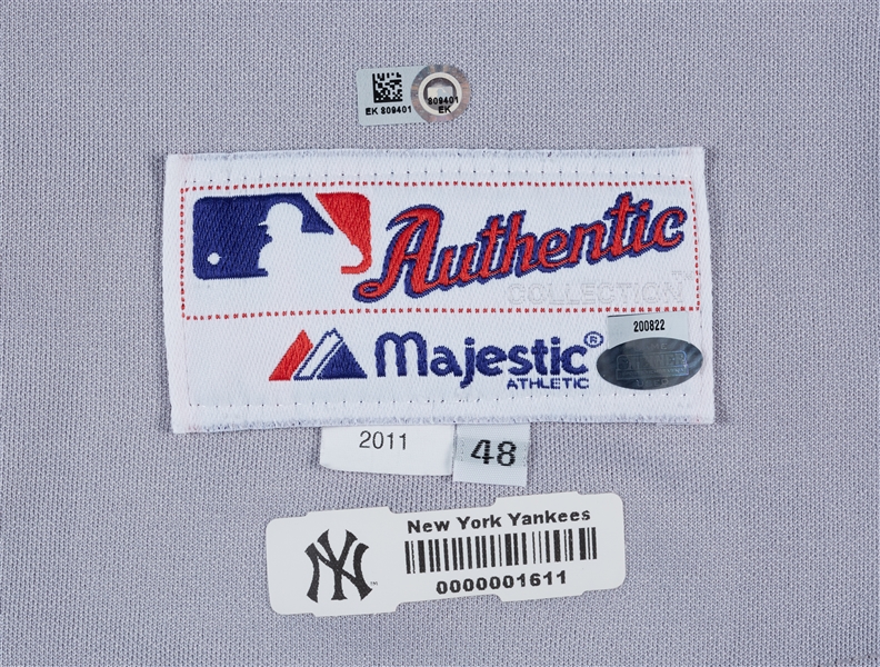 Zoilo Almonte 2013 Game-Used Yankees Full Uniform (MLB) (Steiner)