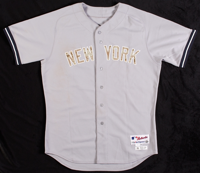 Lyle Overbay 2013 Game-Used Yankees Memorial Day Jersey (MLB) (Steiner)