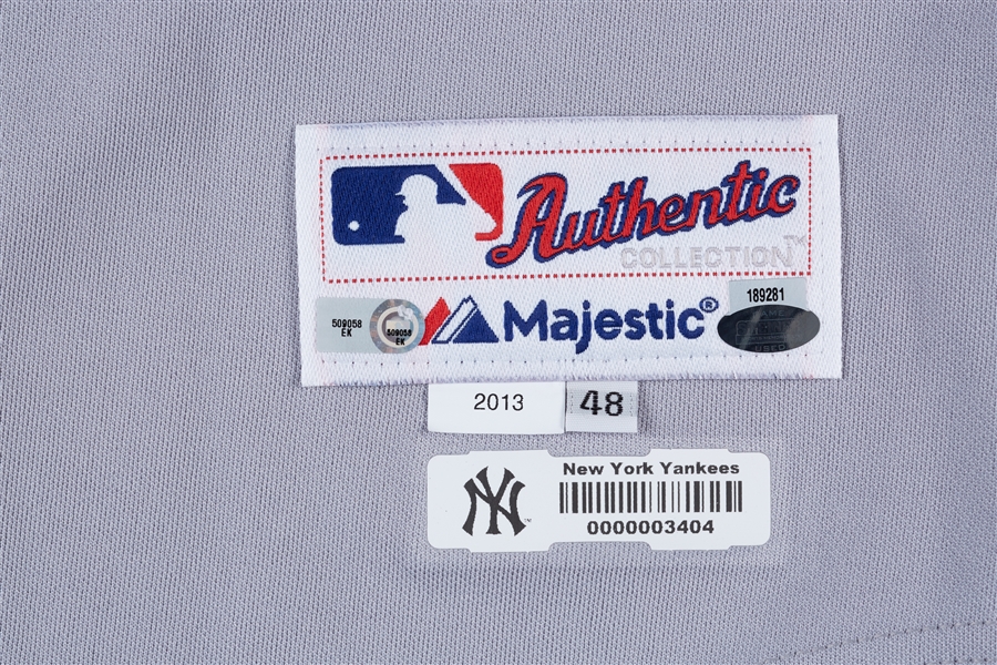 Lyle Overbay 2013 Game-Used Yankees Memorial Day Jersey (MLB) (Steiner)