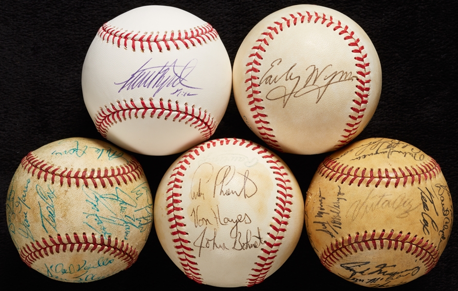 Indians Baseball Group of Multi-Signed Balls with Bo Diaz, Wynn, Paul Byrd (5)