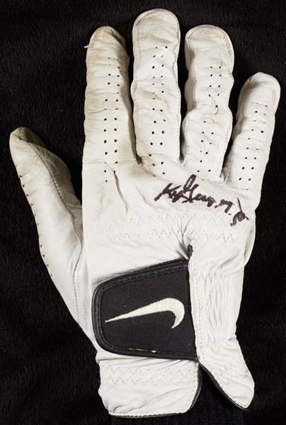 Ken Griffey Jr. Signed Nike Golf Glove (BAS)