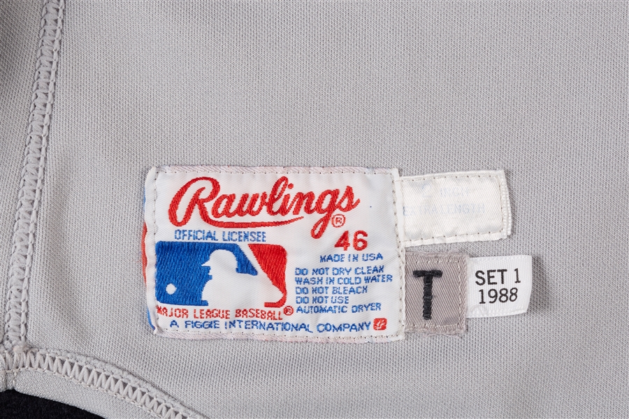 Bobby Thigpen 1988 Game-Used White Sox Road Jersey