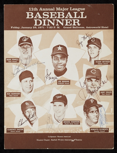 Roberto Clemente, Joe Morgan, Brooks Robinson & Others Signed 1971 MLB Writers Dinner Program (7) (PSA/DNA)