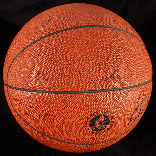 1984 US Olympic Basketball Team-Signed Basketball with Michael Jordan (14) (BAS)