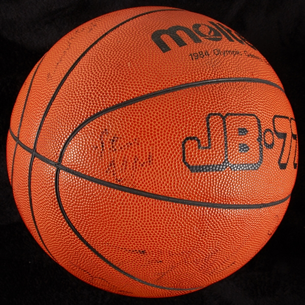 1984 US Olympic Basketball Team-Signed Basketball with Michael Jordan (14) (BAS)