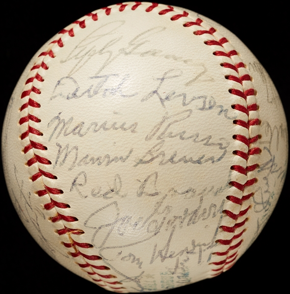 1941 New York Yankees World Champs Reunion Team-Signed OAL Baseball (26) (BAS)