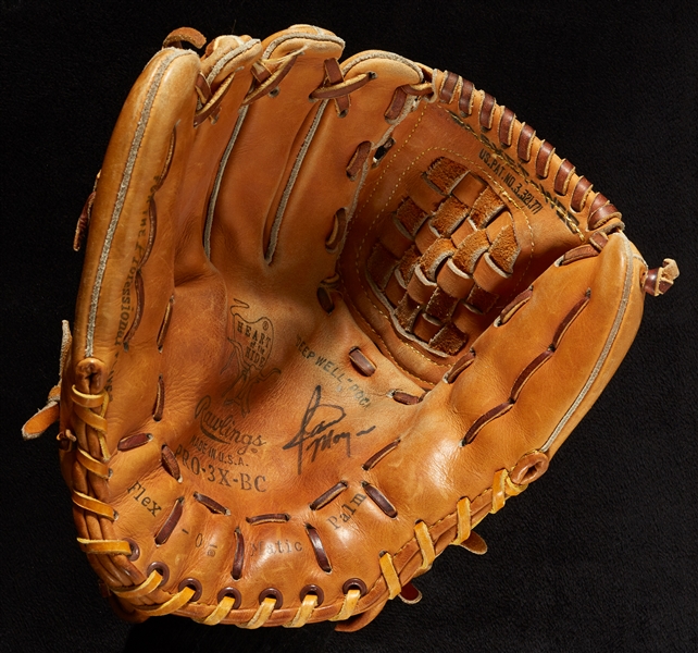 Jamie Moyer Rawlings Game-Used & Signed Glove (BAS)