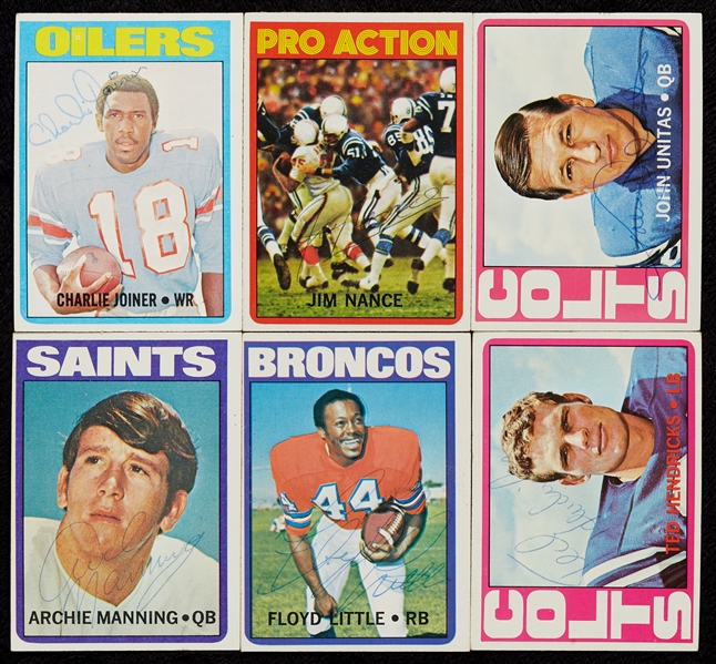 Signed 1972 Topps Football Group with Johnny Unitas (94)