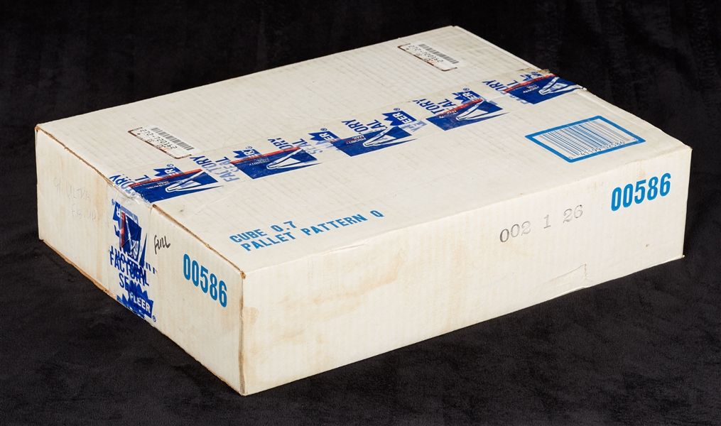 1991 Fleer Ultra Update Football Boxed Set Case (50)