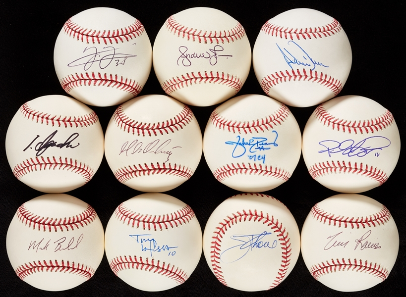 Chicago White Sox Greats Single-Signed Baseball Hoard (90)