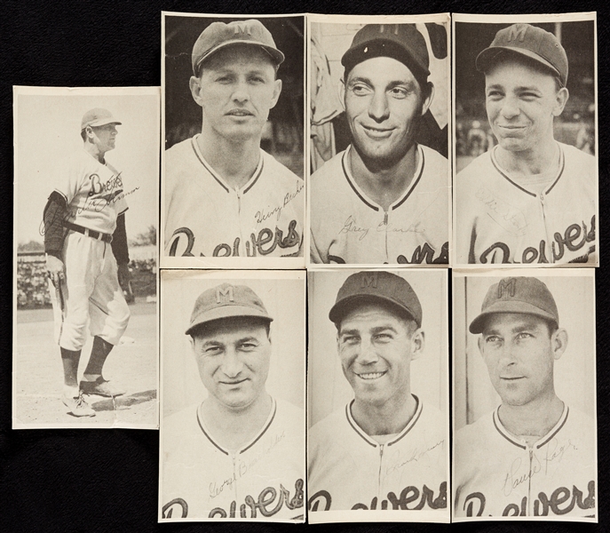 Rare 1940s Milwaukee Brewers Team Set With Grimm, Blaeholder (15)