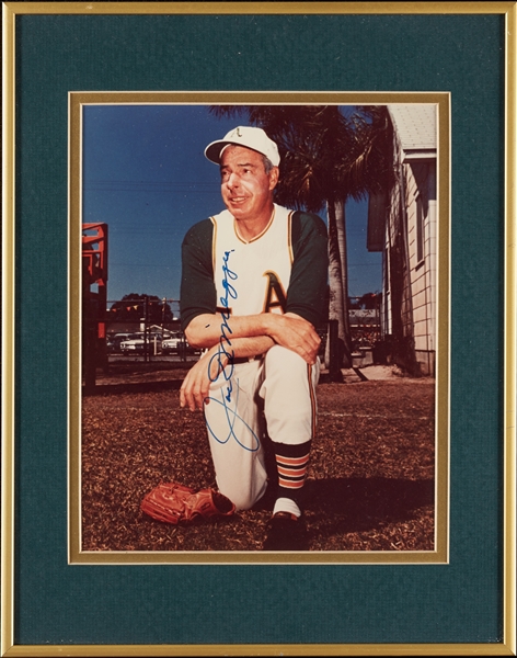 Joe DiMaggio Signed 8x10 Framed Photo (BAS)
