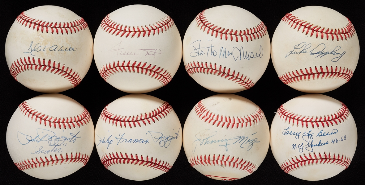 HOFer Single-Signed Baseball Group with Mays, Aaron (16)