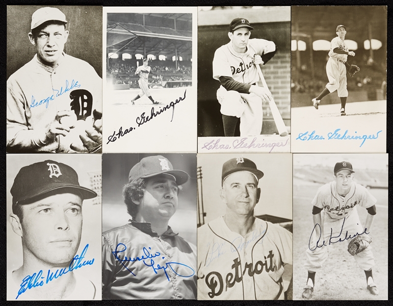 Detroit Tigers Signed B&W Postcard Back Collection (632)