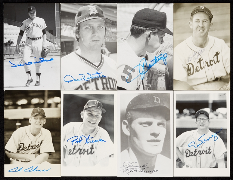 Detroit Tigers Signed B&W Postcard Back Collection (632)