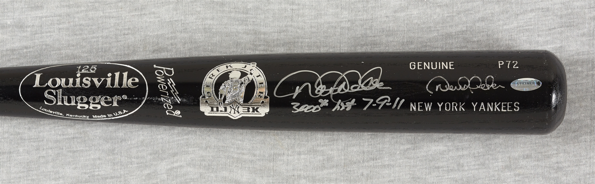 Derek Jeter Signed Louisville Slugger Commemorative Bat 3000th Hit 7-9-11 (MLB) (Steiner)